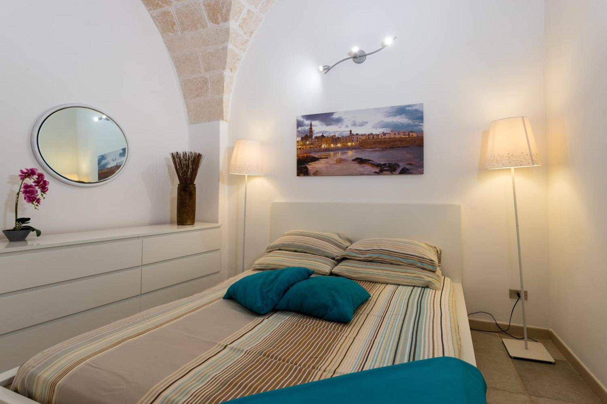 Victoria Apartments Монополи Экстерьер фото